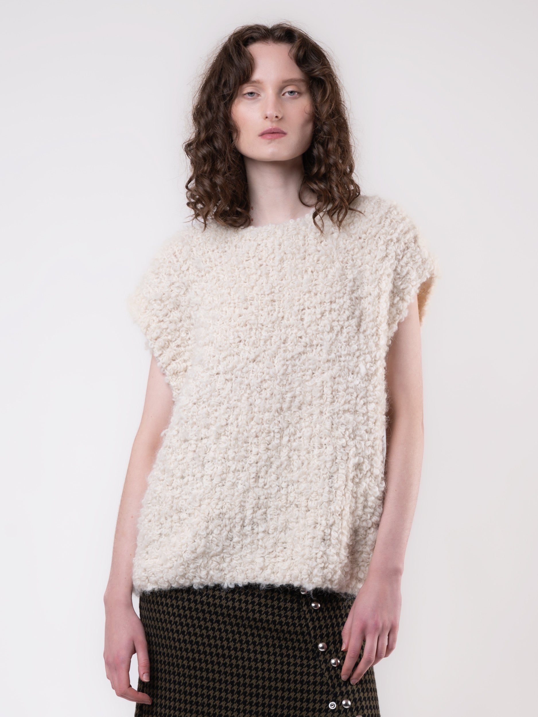 Loopy Vest - White Bouclè